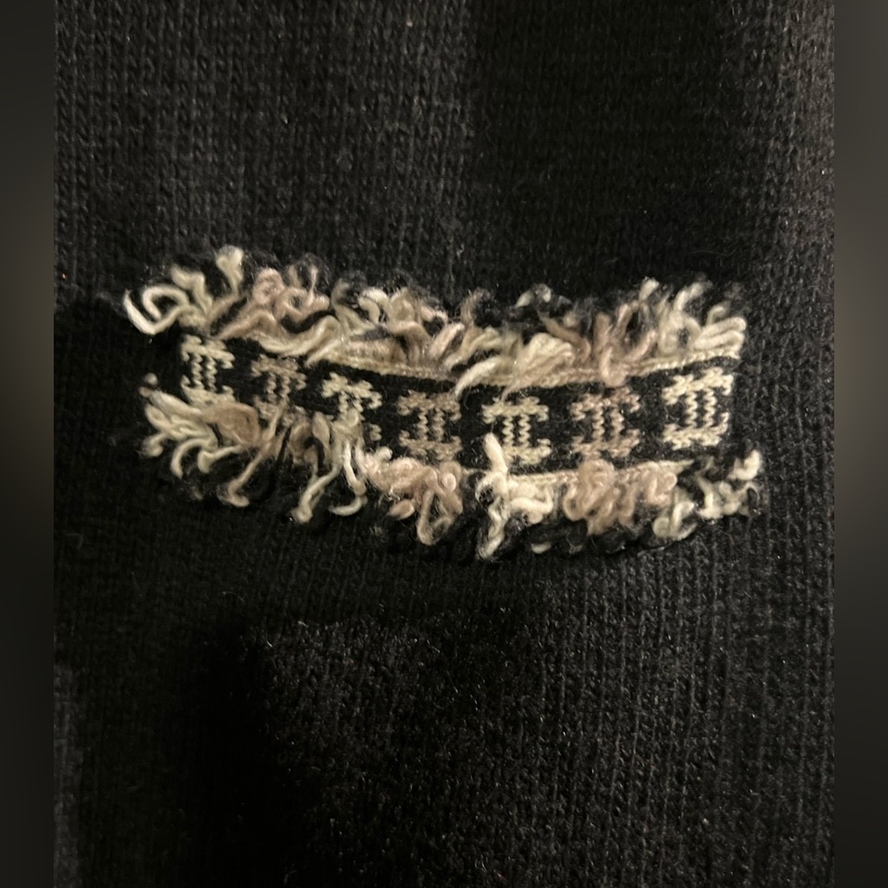Chanel black fantasy tweed trim cashmere cardigan - Picture 5 of 7